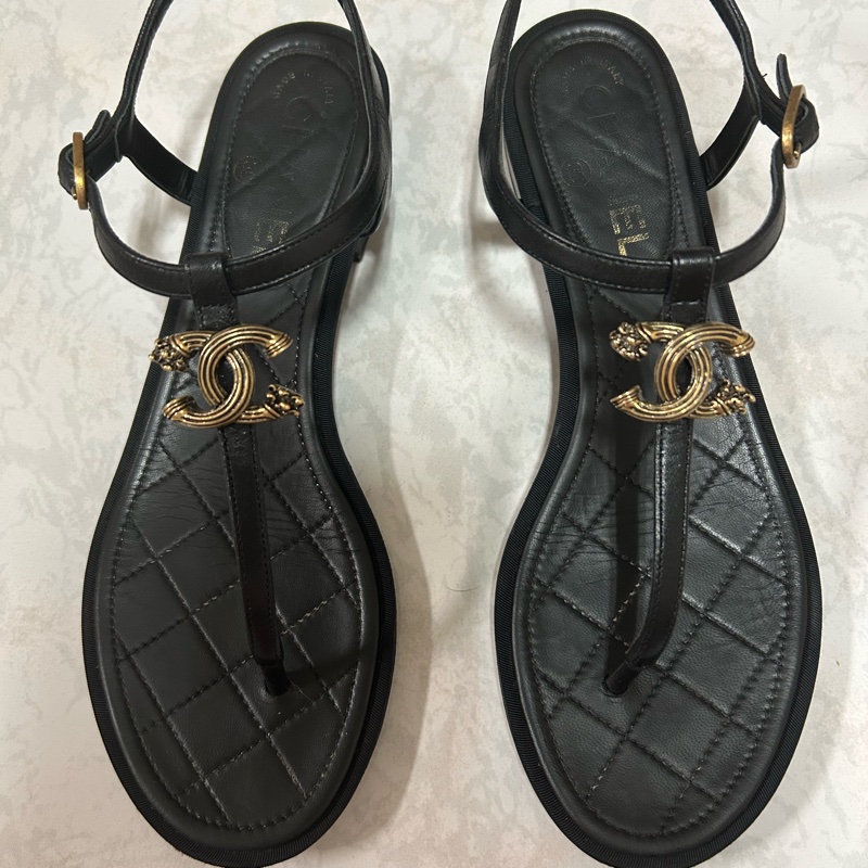 CHANEL 經典款涼鞋38.5尺寸-2