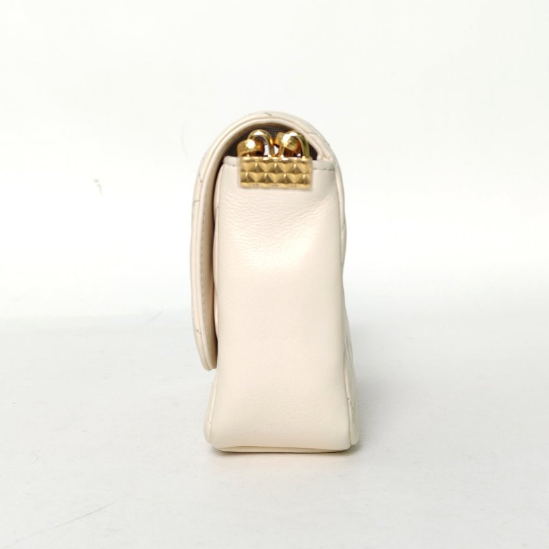 CHANEL 20K口蓋包19白色羊皮30開金扣金幣鏈條肩背包-1