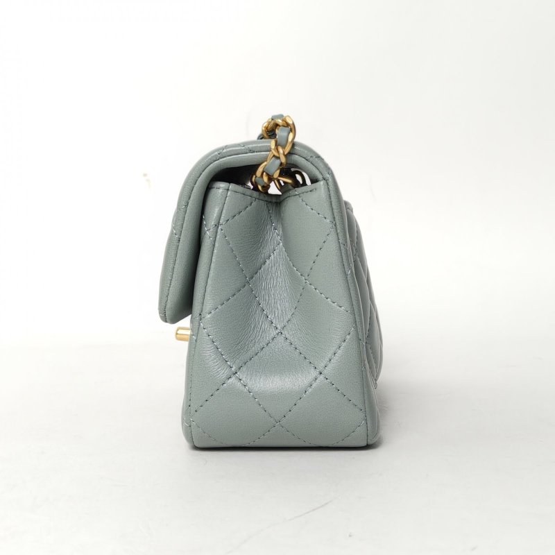 CHANEL CF口蓋包大Mini20綠色羊皮晶片開金扣金球調節扣肩帶肩背包-1