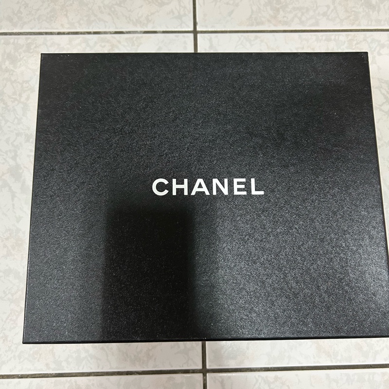 Chanel 經典球鞋38.5-14