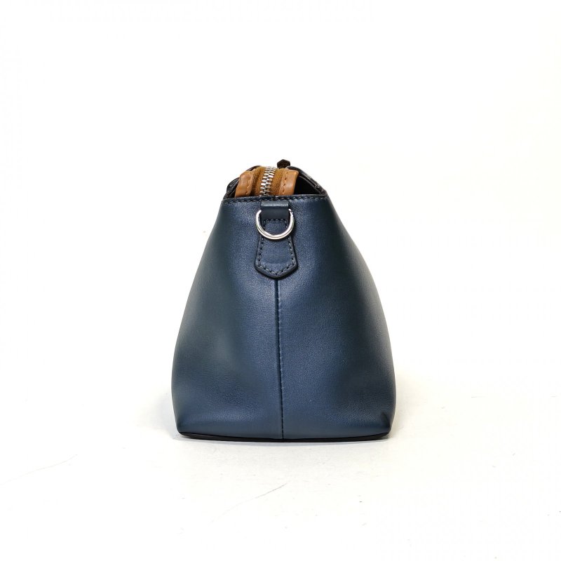 FENDI BYTHEWAY中號拼色牛皮肩背包-1