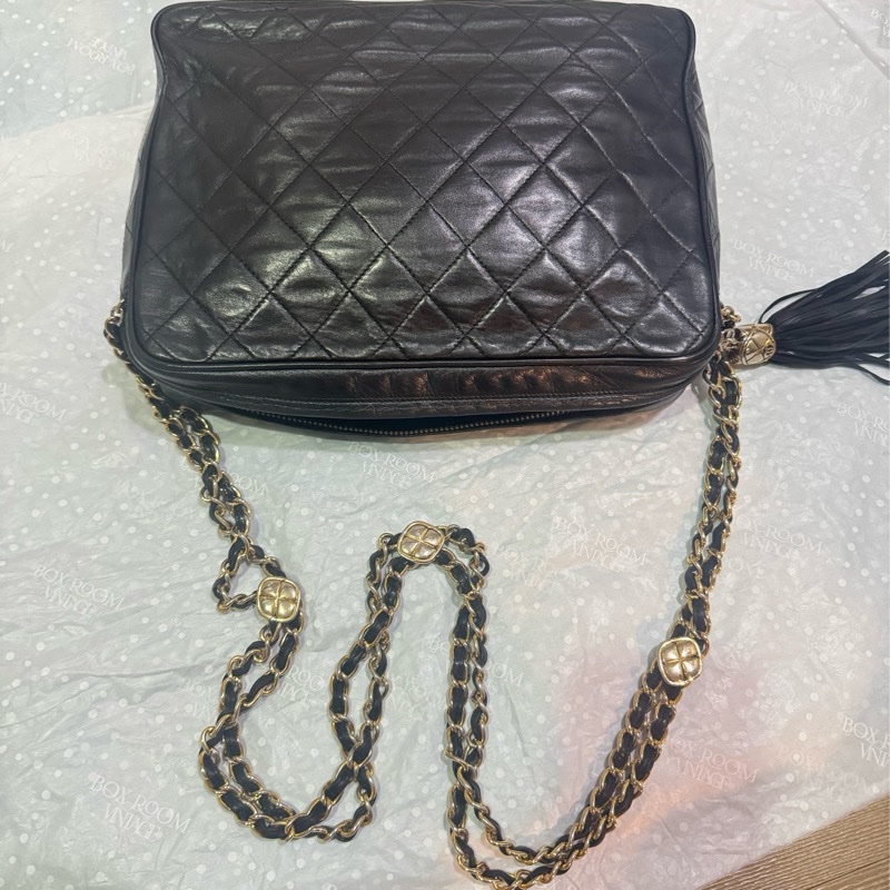 CHANEL 經典菱格「雙鍊」小金扣黑色流蘇相機包稀有款式 |附前翻口袋|黑色小羊皮|老香金釦|正品-24