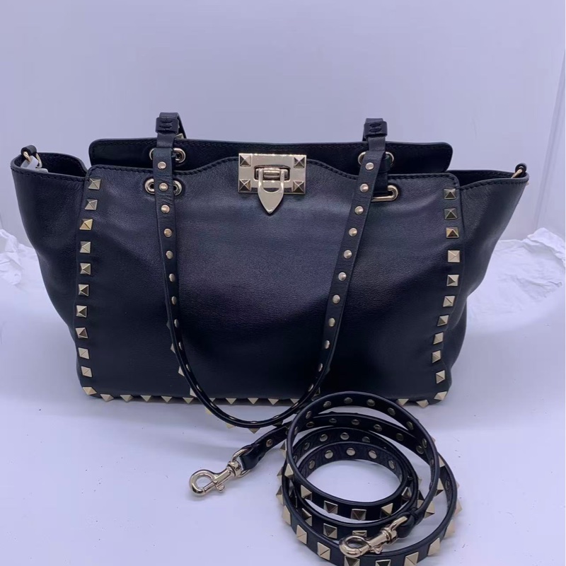 二手Valentino 華倫天奴 Rockstud  鉚釘購物袋，配件肩帶-0
