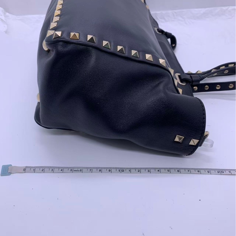 二手Valentino 華倫天奴 Rockstud  鉚釘購物袋，配件肩帶-8