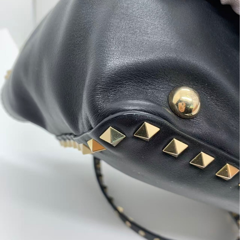 二手Valentino 華倫天奴 Rockstud  鉚釘購物袋，配件肩帶-10