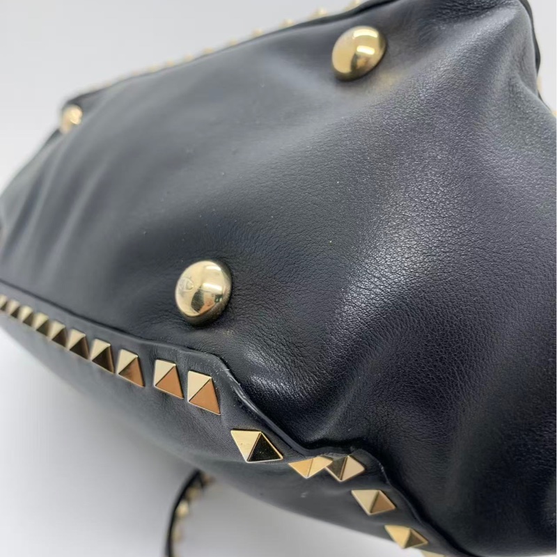 二手Valentino 華倫天奴 Rockstud  鉚釘購物袋，配件肩帶-11