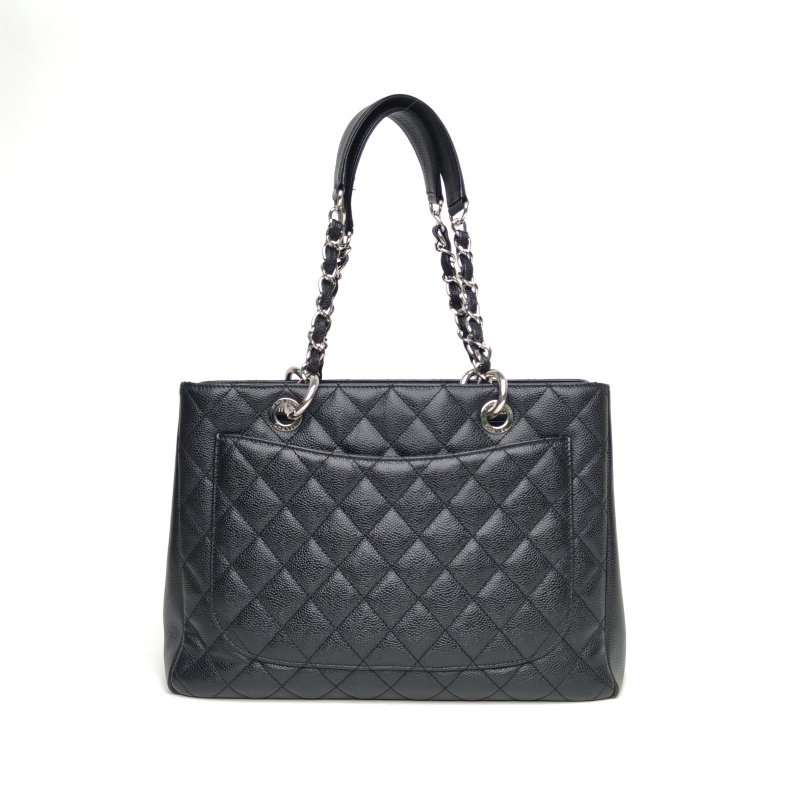 CHANEL GST購物袋小號33黑色荔枝牛皮16開銀扣肩背包-2