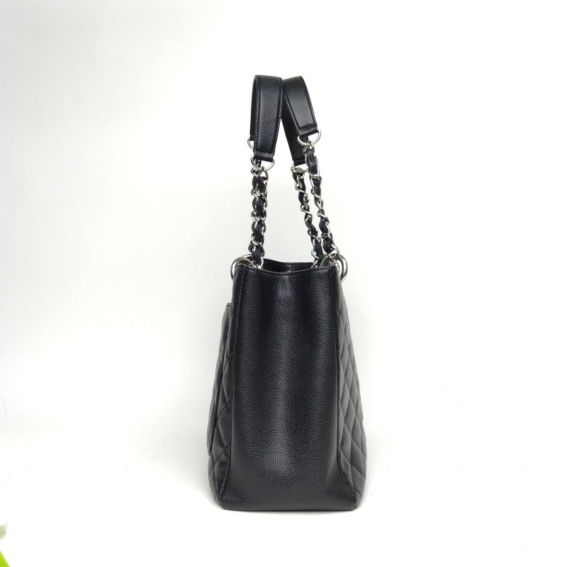 CHANEL GST購物袋小號33黑色荔枝牛皮16開銀扣肩背包-3