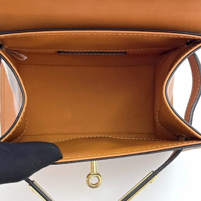 ️MCM minikelly經典老花手提肩背斜背包18.5*14*9.5 99新配件塵袋-5