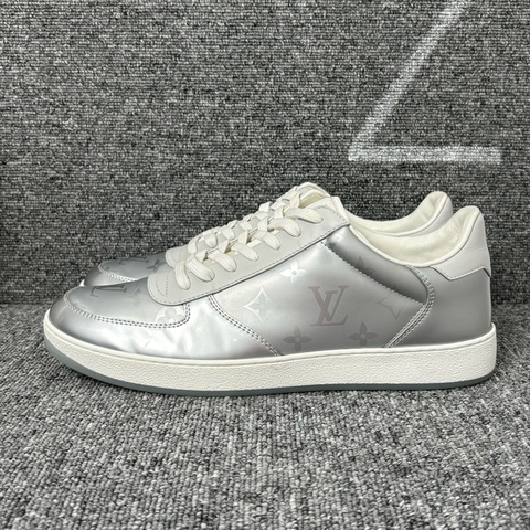 LV 97新路易威登 銀色亮皮面老花板鞋 @41.5碼