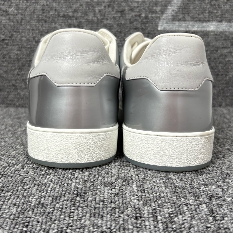 LV 97新路易威登 銀色亮皮面老花板鞋 @41.5碼-2