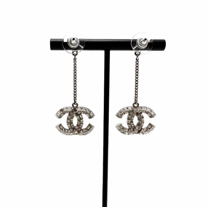 CHANEL水鑽垂墜款長耳釘 98新配件盒子-1