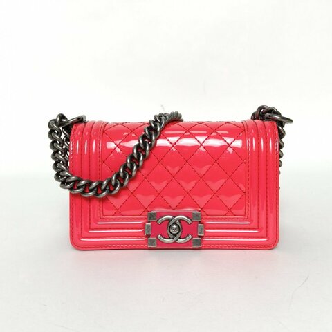 CHANEL Leboy小號20.5紅色漆皮17開銀扣肩背包