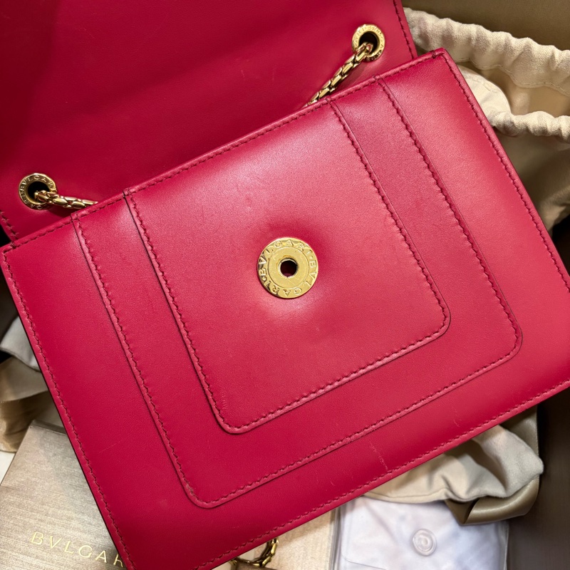 寶格麗經典蛇頭錬包-19