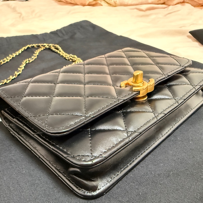 CHANEL 雙金球WOC 近全新-5