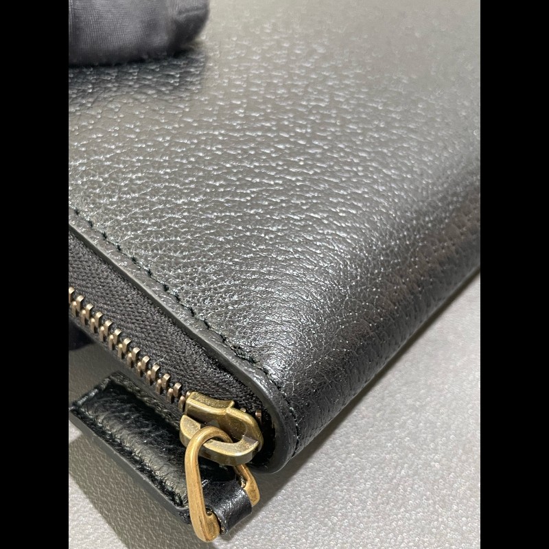 GUCCI 全皮拉鍊款長夾-13