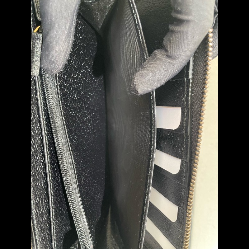 GUCCI 全皮拉鍊款長夾-19