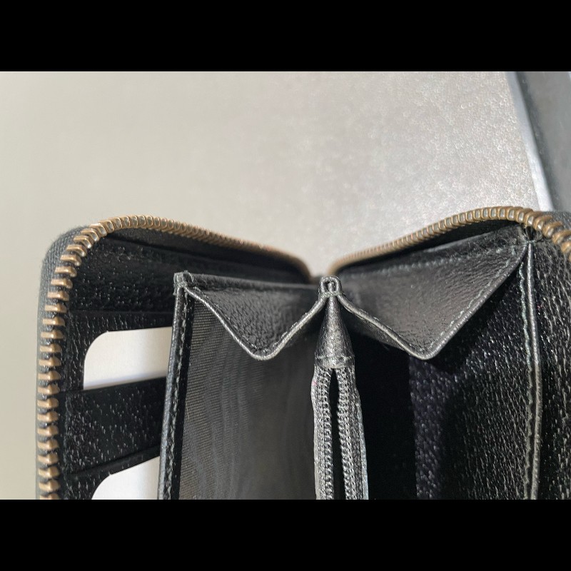 GUCCI 全皮拉鍊款長夾-23