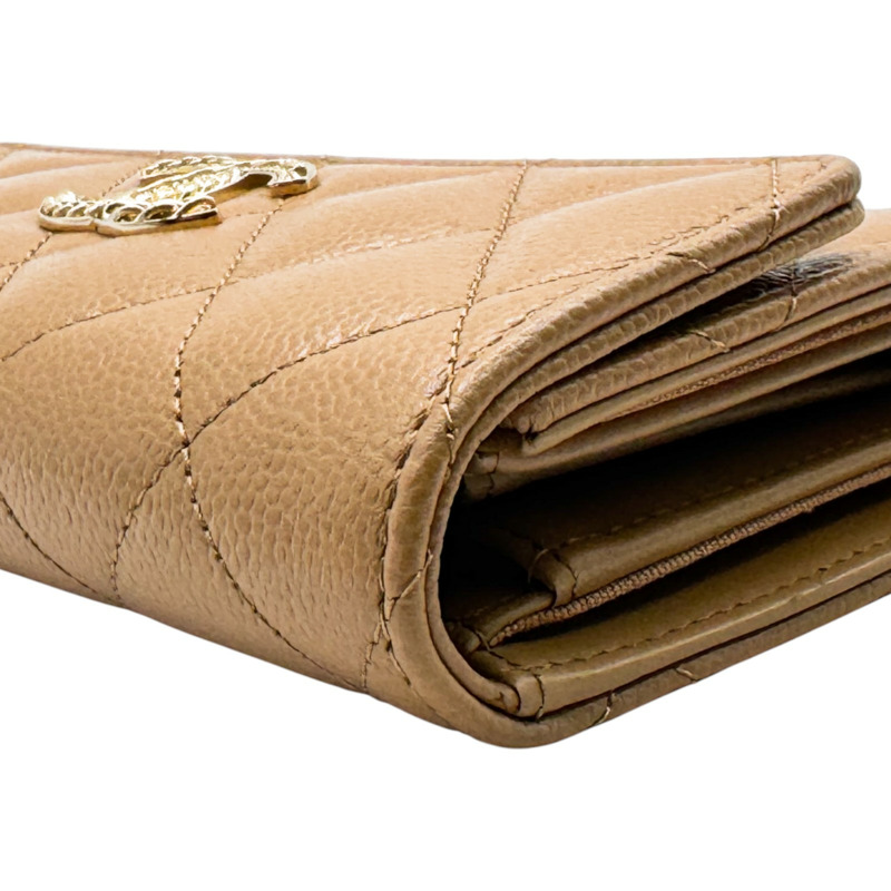 卡其色 荔枝紋 牛皮 金扣 三折中夾【CHANEL 香奈兒】 AP3051-11