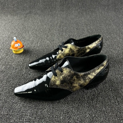 Chanel香奈兒漆皮低跟鞋 尺碼：39  98新