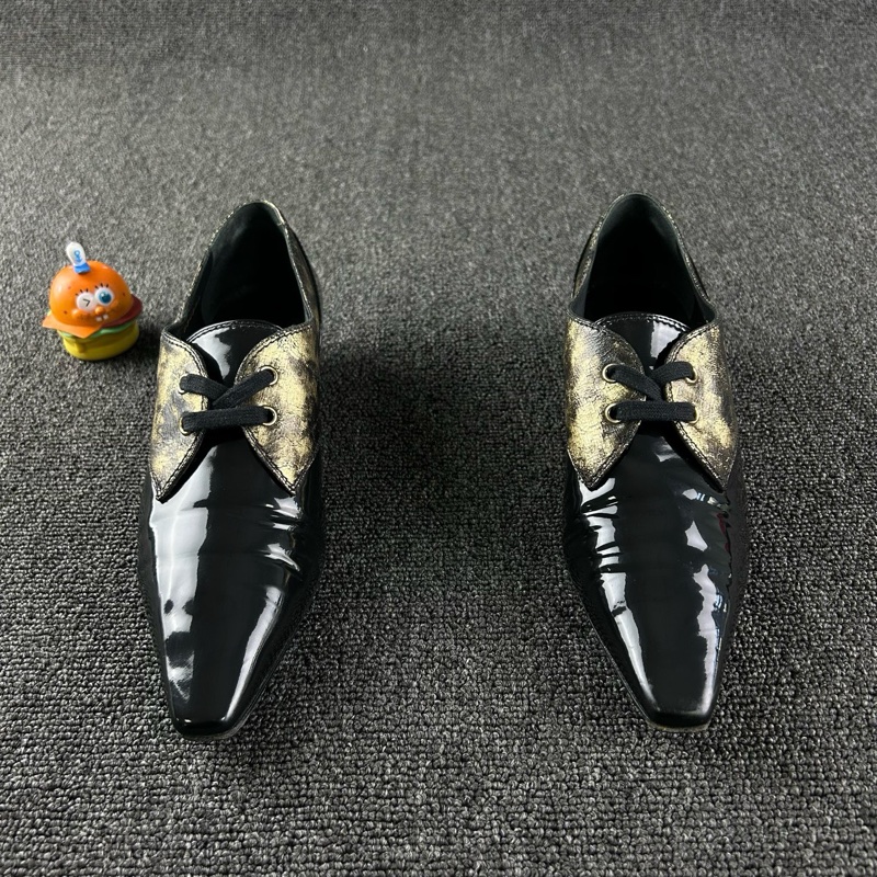 Chanel香奈兒漆皮低跟鞋 尺碼：39  98新-1