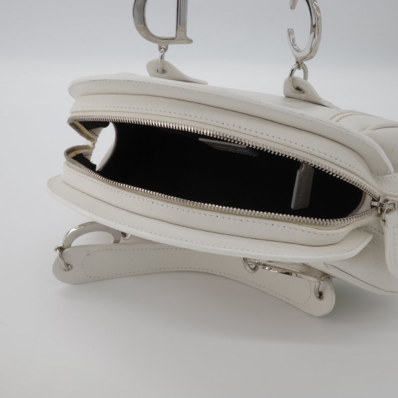 【2005秀款🌟超稀有美品不撞包】Dior 迪奧 x John Galliano 海盜爺 Detective 奶白色牛皮 🪷蓮花刺繡 手提包 復古 醫生包-10