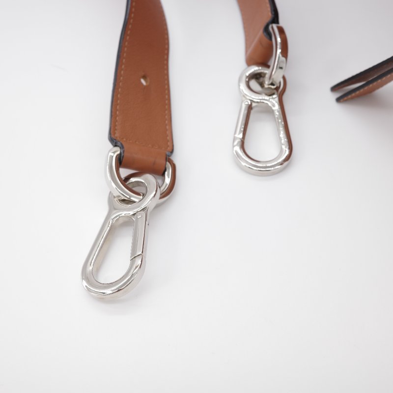 （專櫃18 萬♥️稀有大尺寸）Loewe 羅威 Large Puzzle 大型 拼圖包 焦糖棕色 牛皮 手提包 斜挎包-14