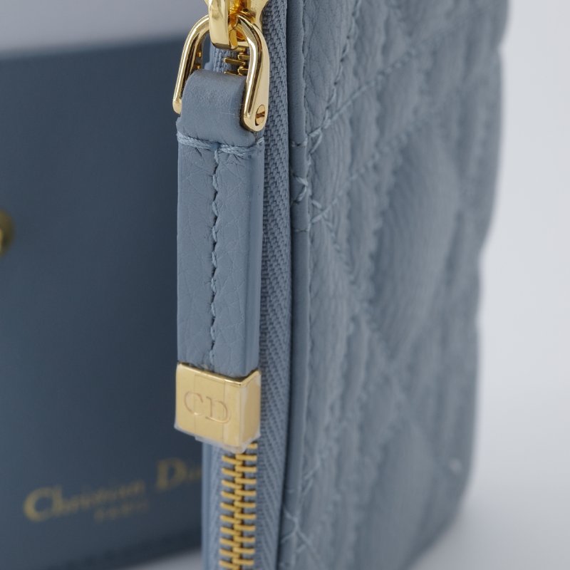 🈶️紙袋購證紙盒｜Dior 迪奧 Caro Dahlia 藤格紋 霧霾藍 灰藍色 小牛皮 兩折短夾 兩折錢包-11