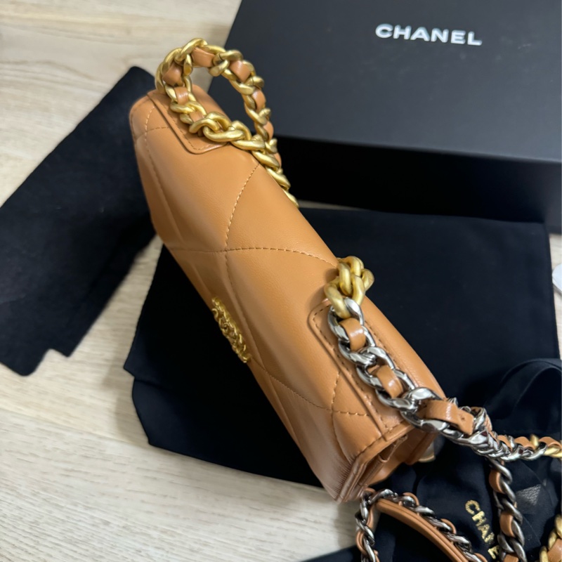 Chanel 19 Woc 最好看ㄉ焦糖色 晶片款-2
