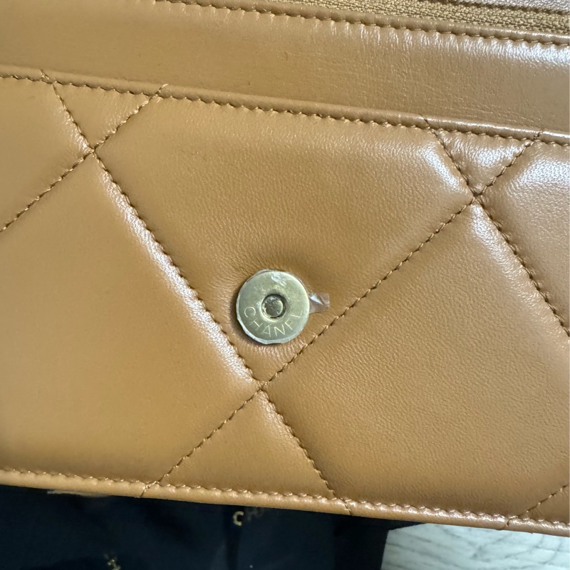 Chanel 19 Woc 最好看ㄉ焦糖色 晶片款-9