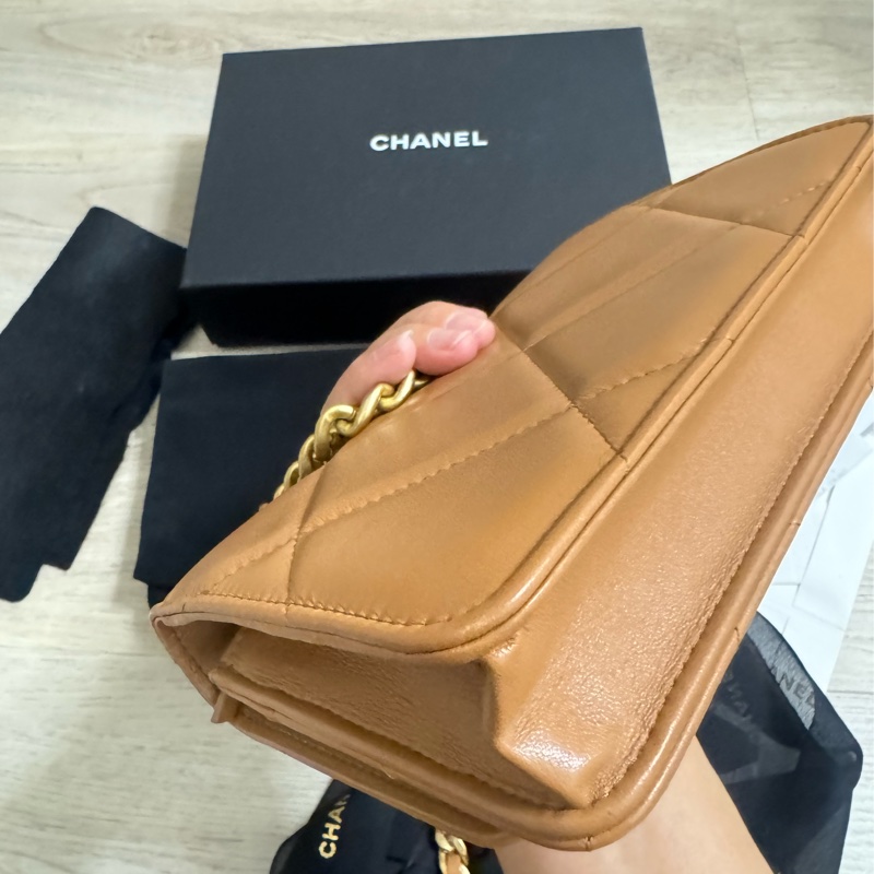 Chanel 19 Woc 最好看ㄉ焦糖色 晶片款-13