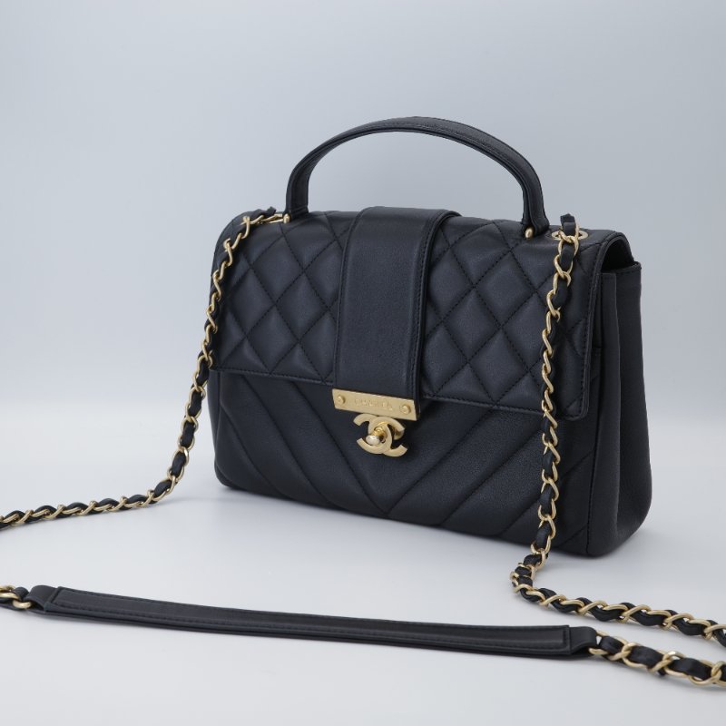 專櫃Chanel 香奈兒 In The City 28 開菱格紋 小牛皮 黑色 金扣 Top Handle 手提包 翻蓋包 斜挎包 單肩包-1