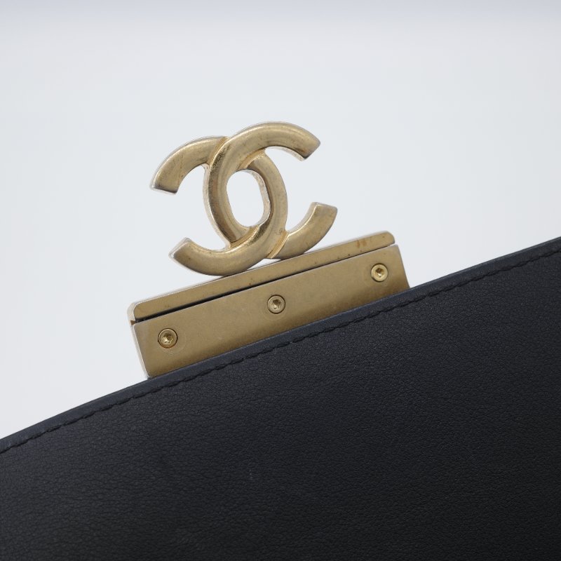 專櫃Chanel 香奈兒 In The City 28 開菱格紋 小牛皮 黑色 金扣 Top Handle 手提包 翻蓋包 斜挎包 單肩包-13