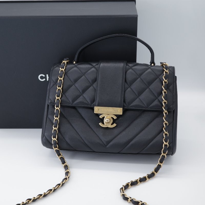 專櫃Chanel 香奈兒 In The City 28 開菱格紋 小牛皮 黑色 金扣 Top Handle 手提包 翻蓋包 斜挎包 單肩包-14