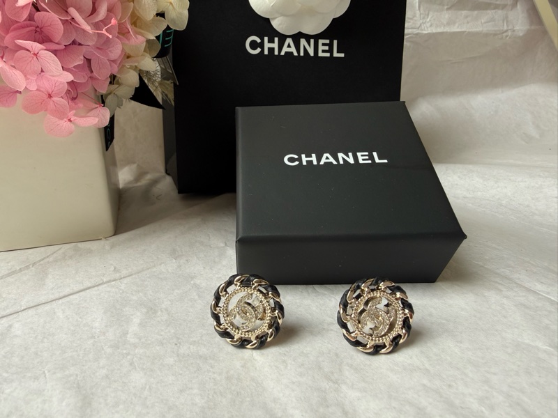 Chanel 香奈兒淡金色皮穿鍊圓形鑲鑽耳夾-2