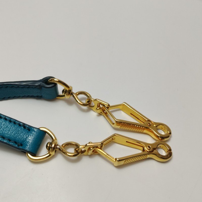 Miu Miu Madras羊皮純色金屬鎖扣斜挎包單肩包-13