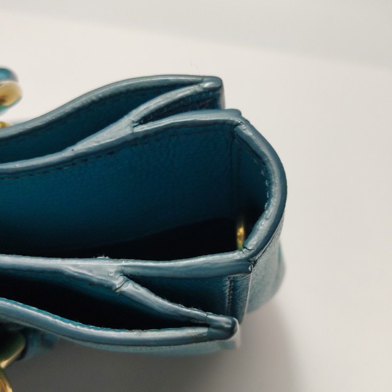 Miu Miu Madras羊皮純色金屬鎖扣斜挎包單肩包-20