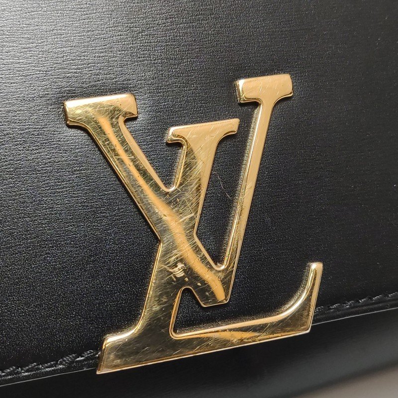 Louis Vuitton(LV)Chain Louise牛皮純色翻蓋LV標誌斜挎包單肩包-12