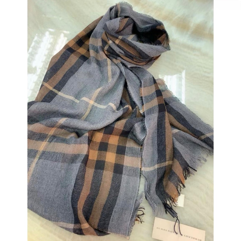 Burberry scarf-1
