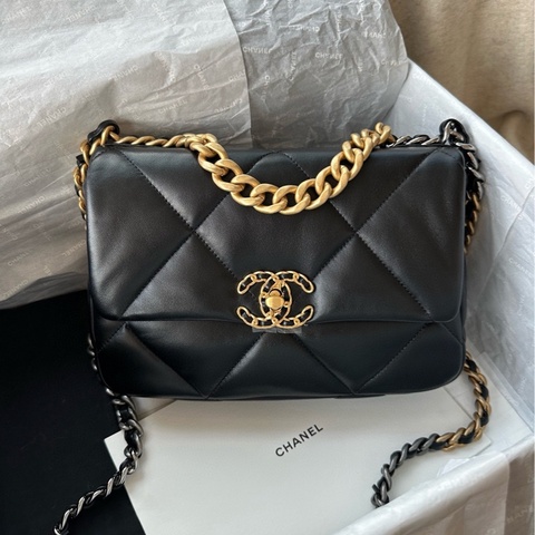 【配件：防塵袋 💕 】Chanel 24B 19bag 小號 黑金 黑色 金扣 羊皮 手提 單肩 斜挎