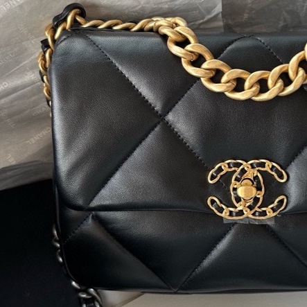 【配件：防塵袋 💕 】Chanel 24B 19bag 小號 黑金 黑色 金扣 羊皮 手提 單肩 斜挎-1