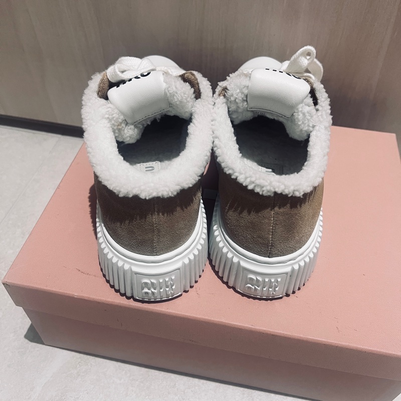 售9新Miumiu 牌毛毛鞋😆🥳-1