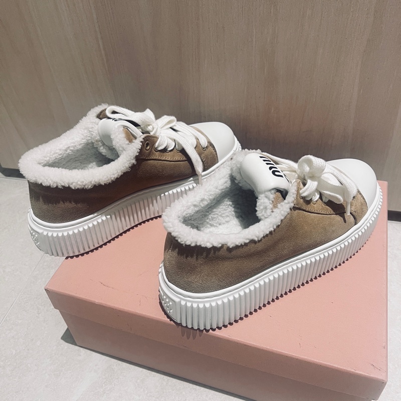 售9新Miumiu 牌毛毛鞋😆🥳-2