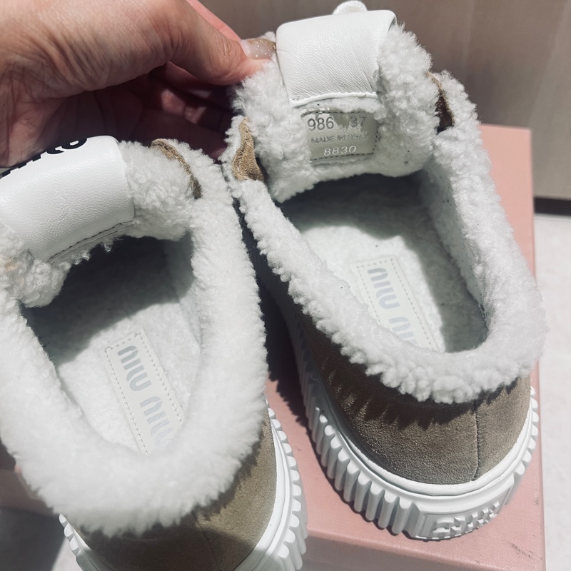 售9新Miumiu 牌毛毛鞋😆🥳-5