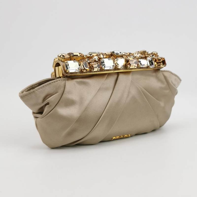 Prada 緞面純色水鑽裝飾字母Logo手拿包-2