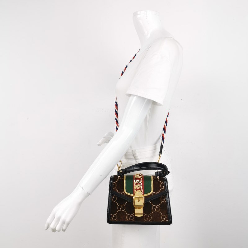 Gucci Sylvie塞爾維亞迷你帆布絨布油蠟皮拼色金屬扣織帶斜挎包-1