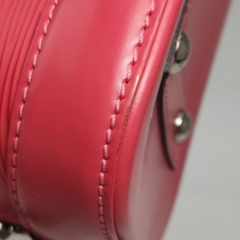 Louis Vuitton(LV)AlmaBB牛皮純色水波紋拉鏈貝殼包斜挎包-12