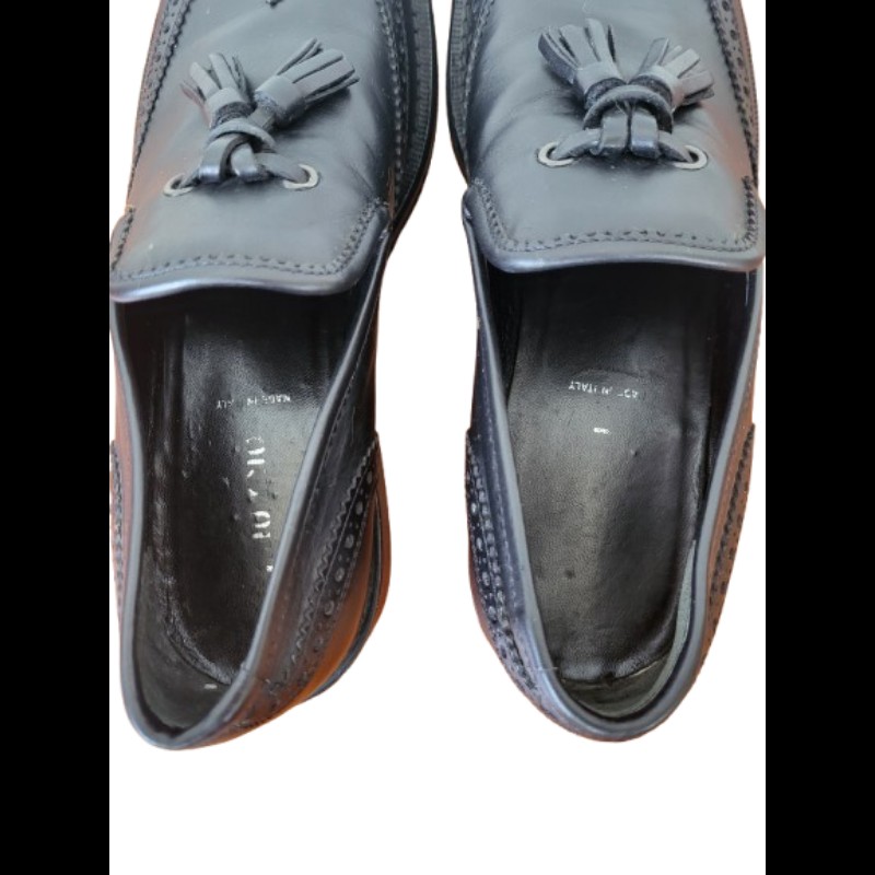 【二手良品】 Miu Miu 女款黑色皮革樂福鞋 EU37.5碼-7