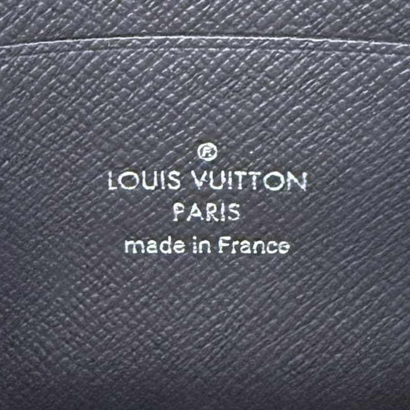 路易威登 Discovery PM 手拿包 (ec-24726)，黑色，Monogram Eclipse 帆布和皮革 (M44323) (SP0139)。這款橫向手拿包配有黑色 D 形環，可收納存摺和卡片。-6