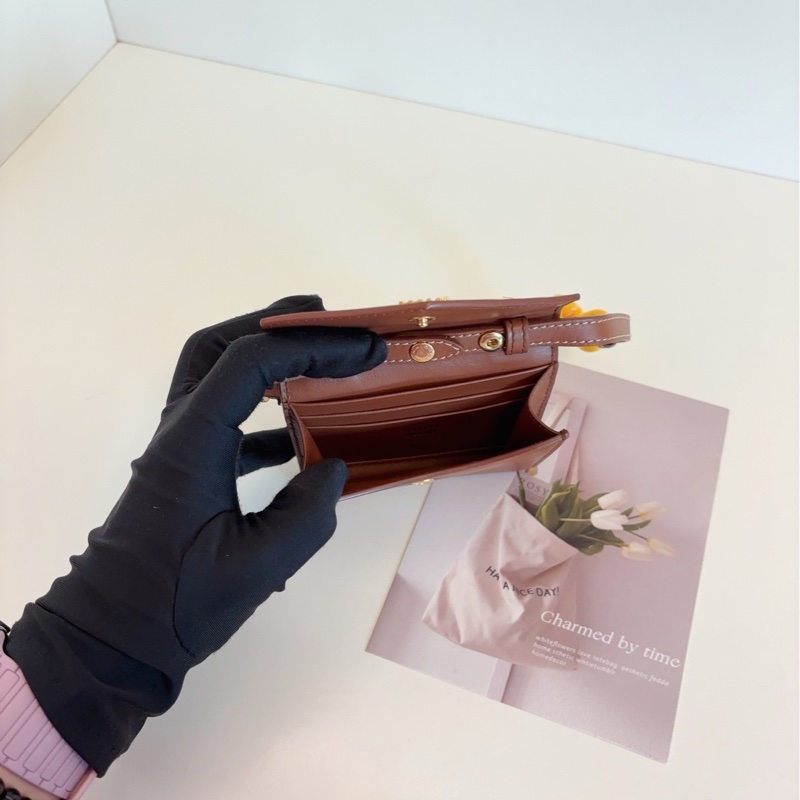 【閒置🆕】MiuMiu  金棕焦糖手提 編繩小卡包 信封零錢包-8